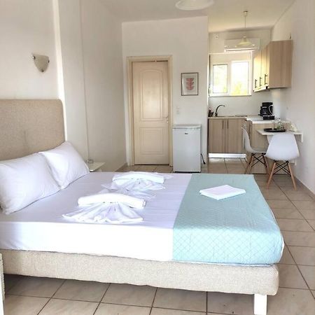 #4 Giorgos & Chara Apartments Nea Kydonia Eksteriør bilde